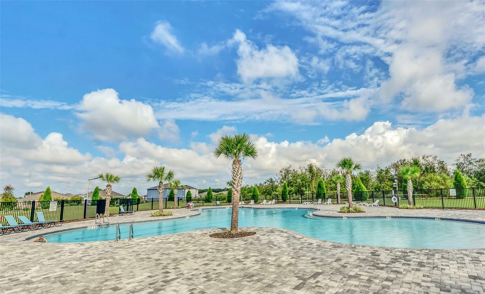 Property Photo:  5848 Arlington River Drive  FL 33811 