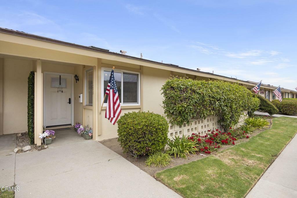 Property Photo:  109 E Elfin Green  CA 93041 