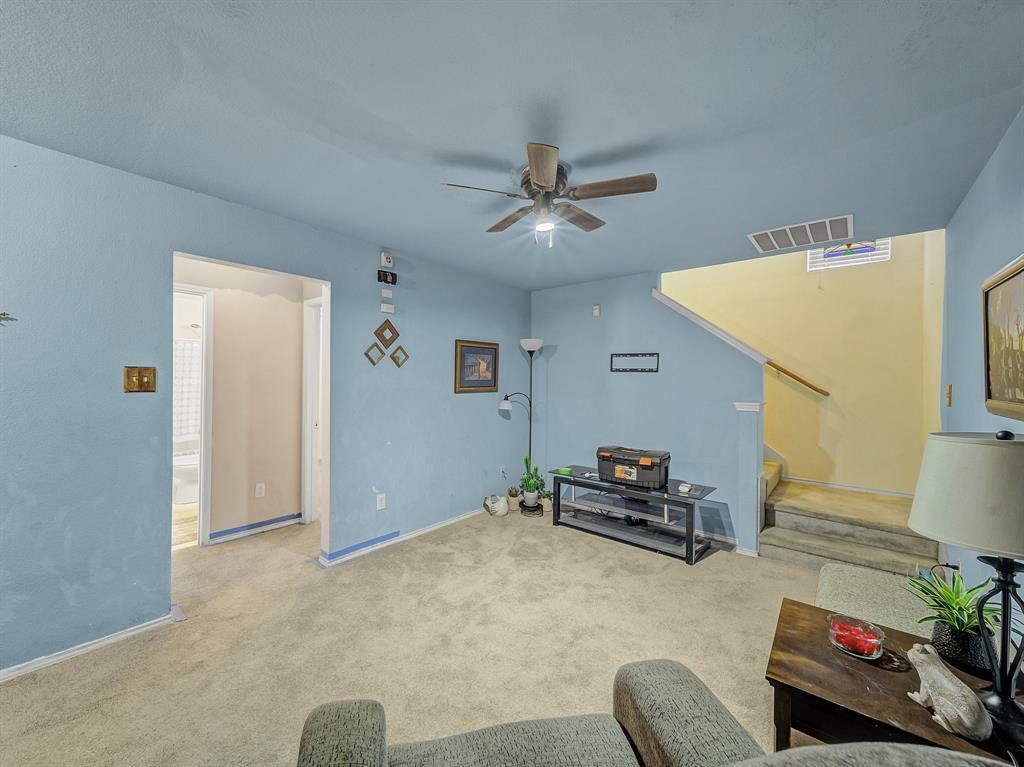 Property Photo:  1901 Viera Plaza  TX 75211 