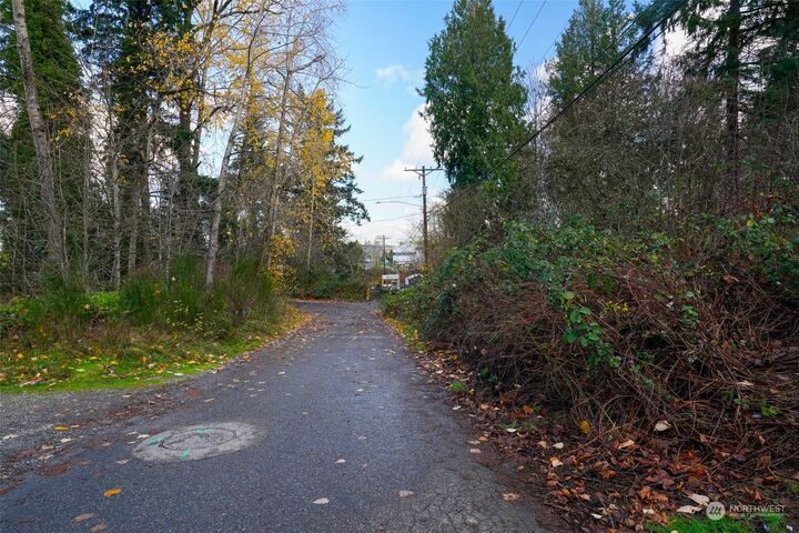 Property Photo:  1410  E 44th St  WA 98404 