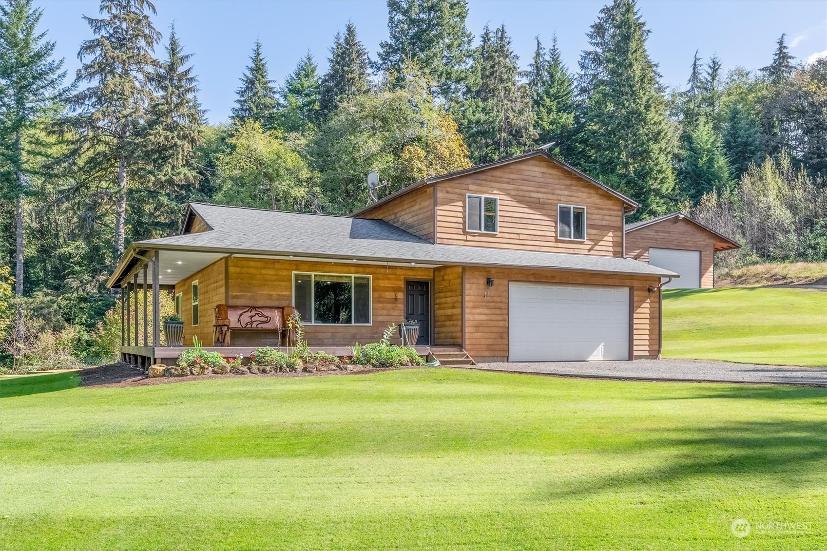 Property Photo:  415 Spruce Creek Road  WA 98632 