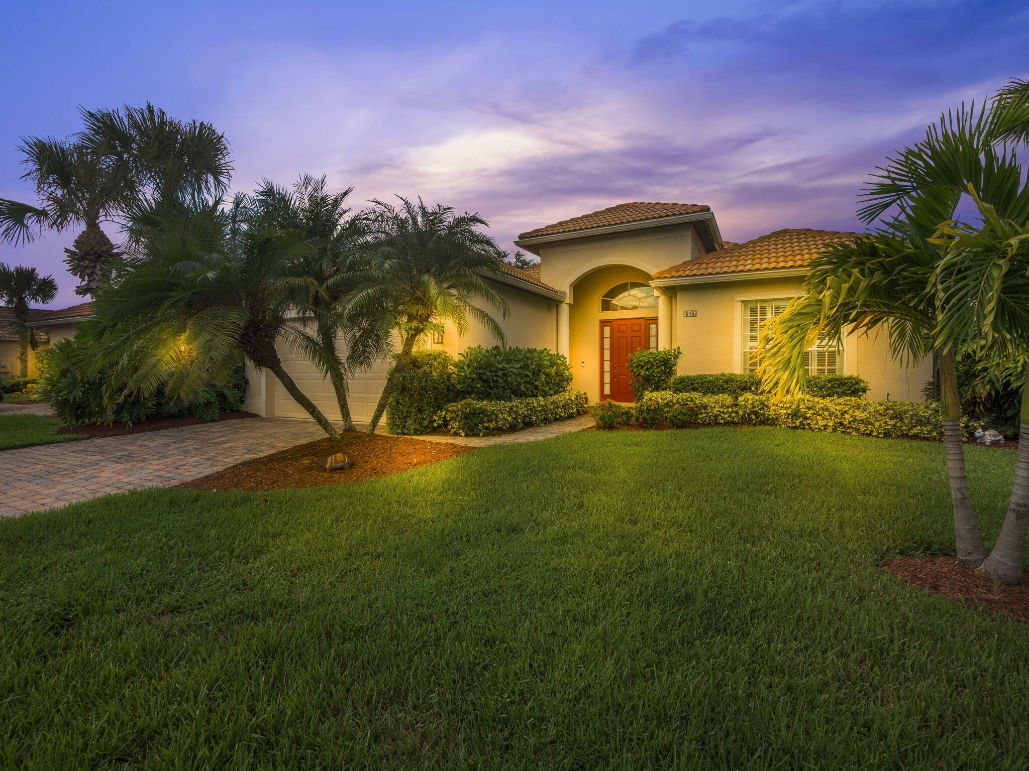 Property Photo:  416 NW Sheffield Circle  FL 34983 