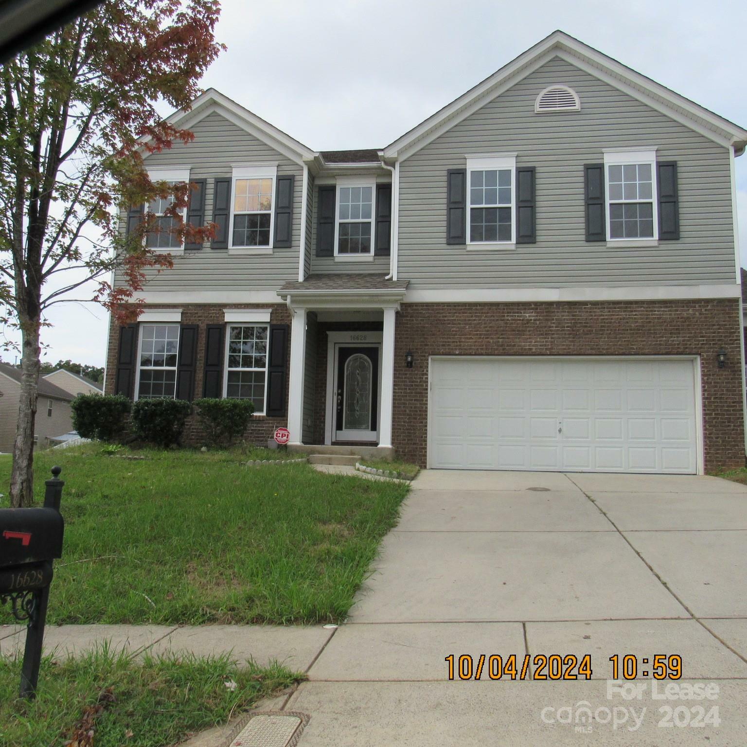 16628 Broadwing Place  Charlotte NC 28278 photo