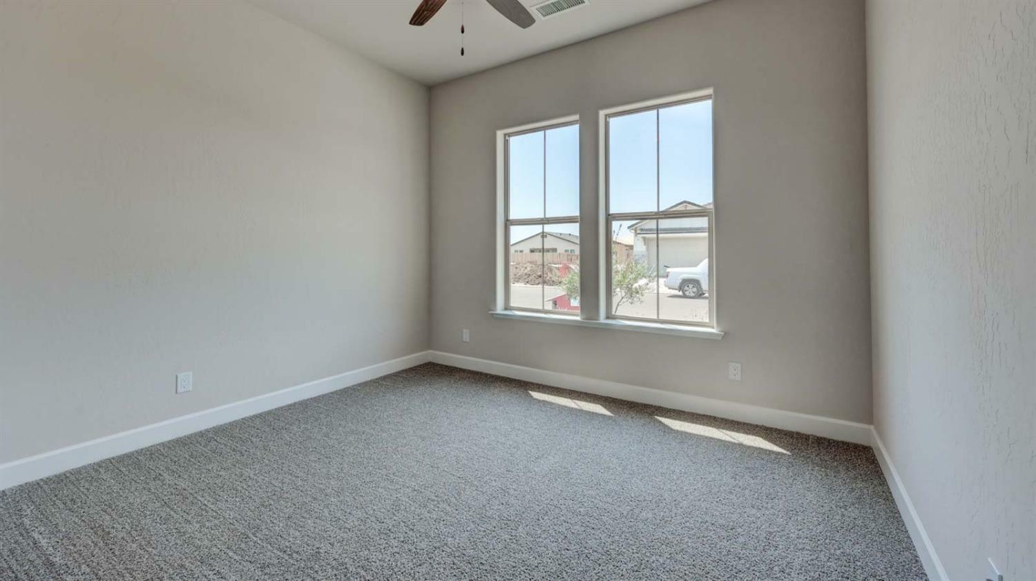 Property Photo:  2608 N Black Oak Drive  CA 93727 