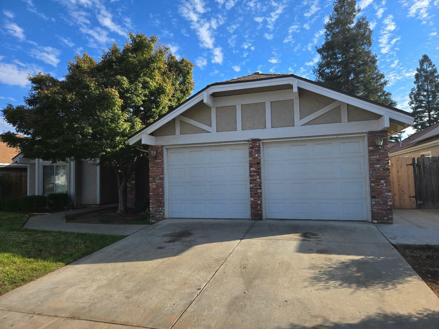 1415 E Portland Avenue  Fresno CA 93720 photo