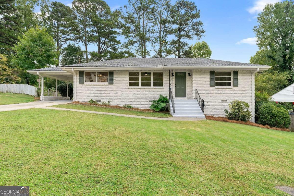 Property Photo:  948 Magnolia Drive SE  GA 30082 