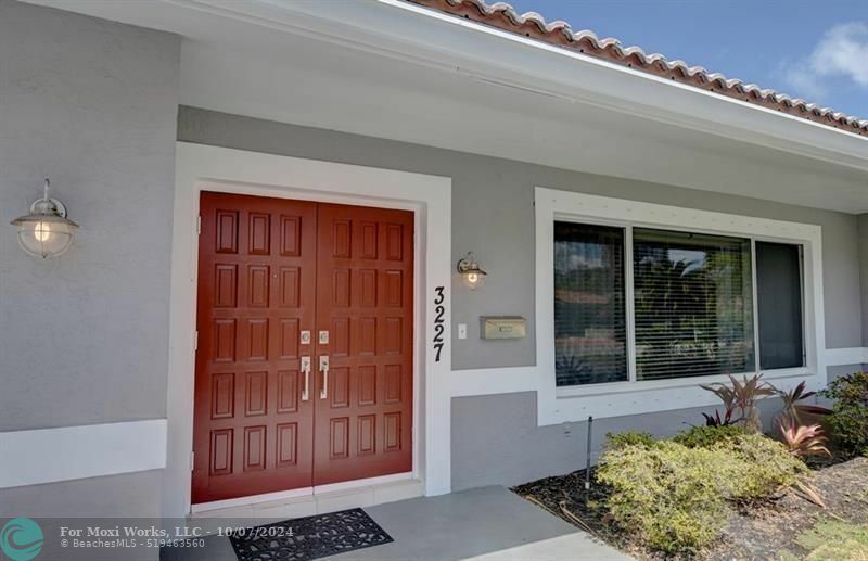 Property Photo:  3227 NE 38 Street  FL 33308 