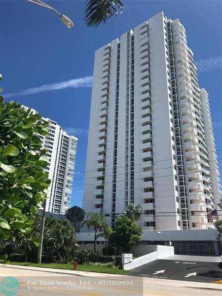 Property Photo: 1370 S Ocean Blvd 1403 FL 33062