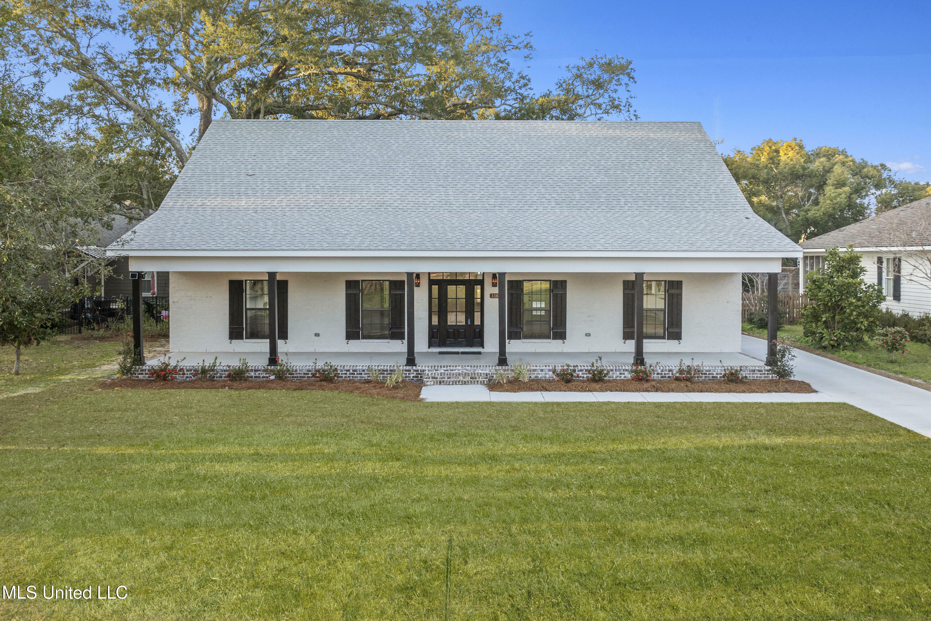 Property Photo: 116 W Fourth Street MS 39560