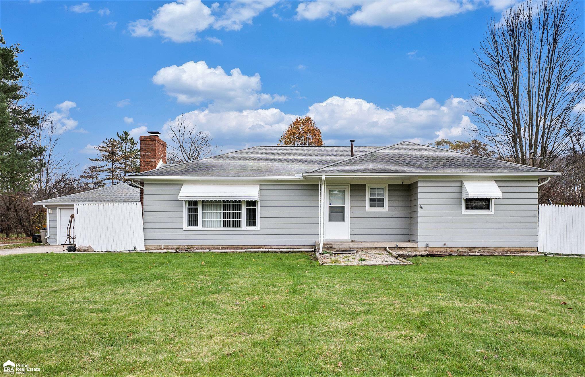 Property Photo:  4186 N Center Road  MI 48506 