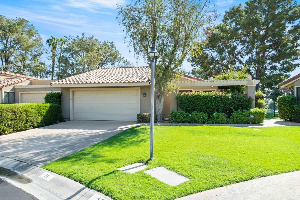 Property Photo:  11 Tennis Club Drive  CA 92270 