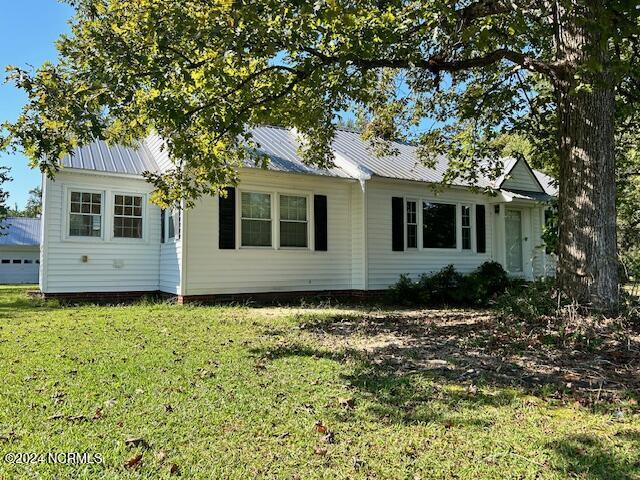 Property Photo: 871 Kinston Highway NC 28574