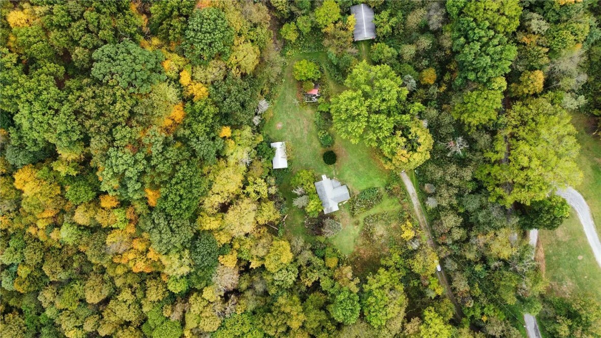 Property Photo:  157 Stamm Hollow Rd  PA 16117 