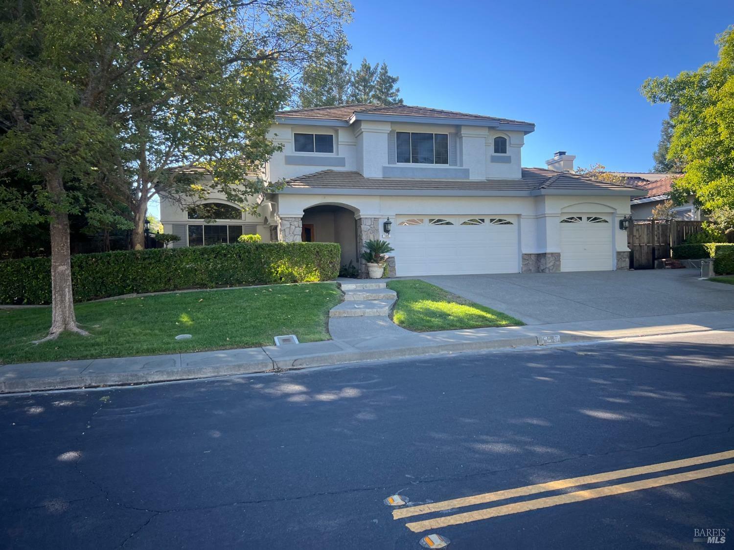 Property Photo:  185 Bristlewood Court  CA 95688 