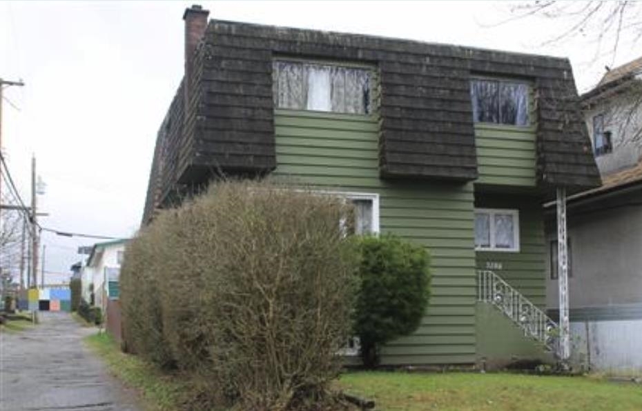 Property Photo: 3288 E 27 Avenue BC V5R 1P6