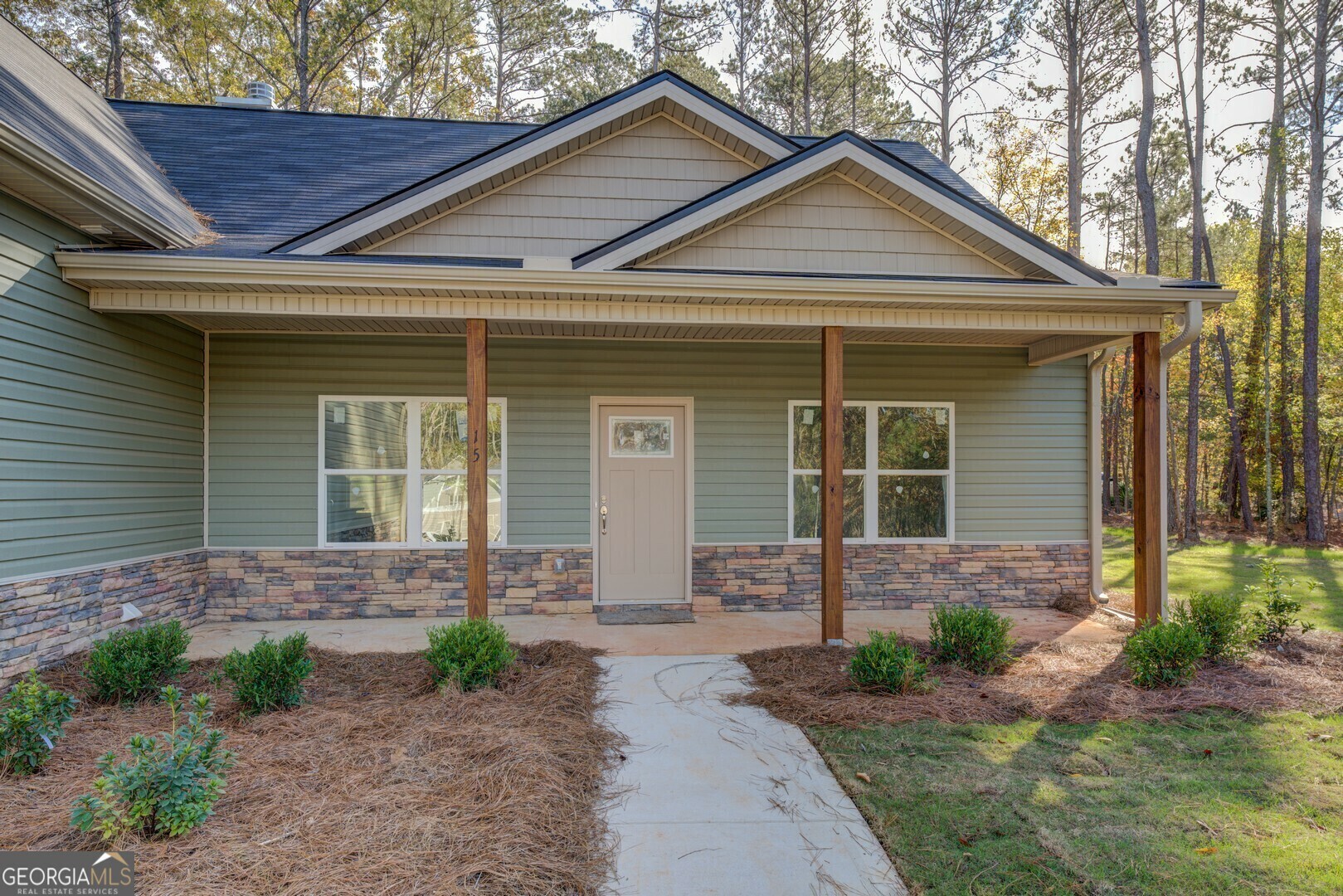 Property Photo:  15 Warbler Lane  GA 31064 