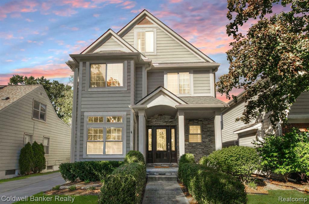 Property Photo:  1971 Bowers Street  MI 48009 6888 