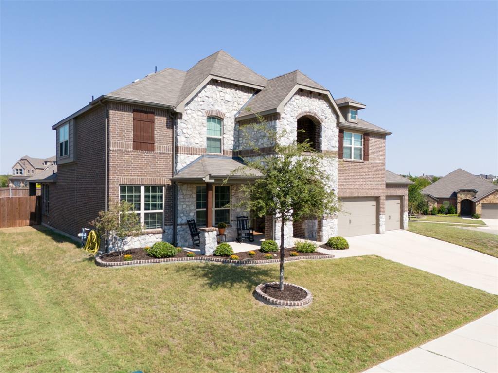 Property Photo:  5800 Watts Bar Court  TX 76179 