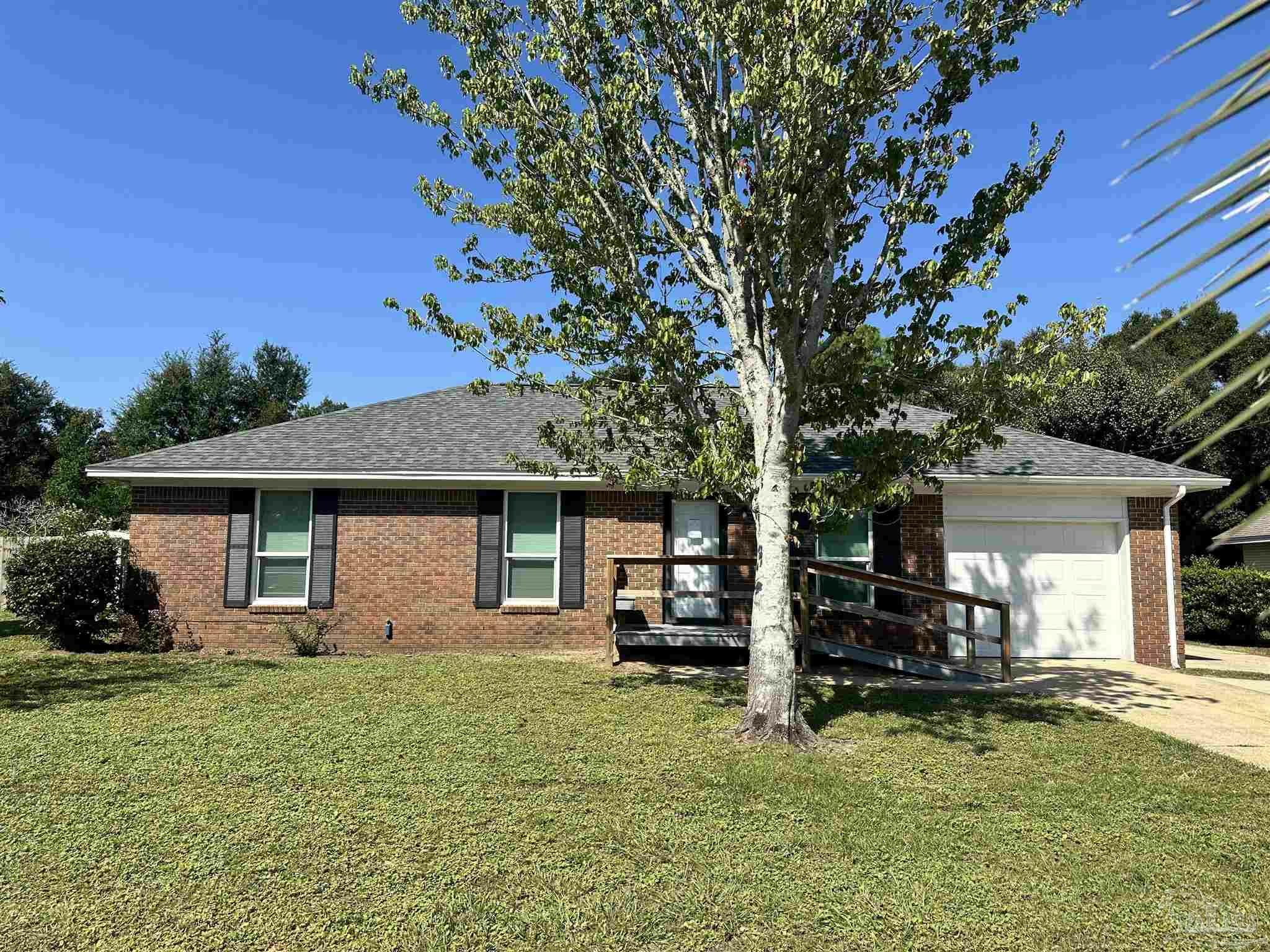 Property Photo:  5605 Leesway Blvd  FL 32504 