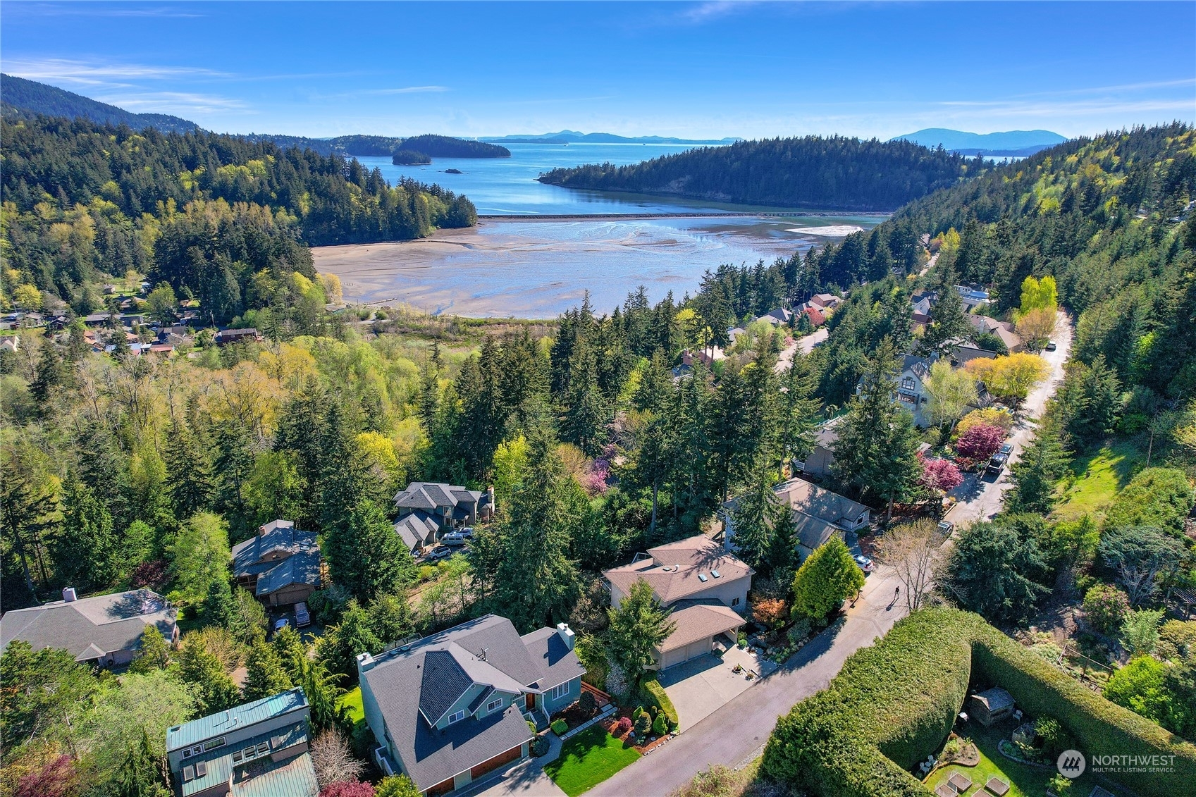 Property Photo:  121 Sea Pines Lane  WA 98229 