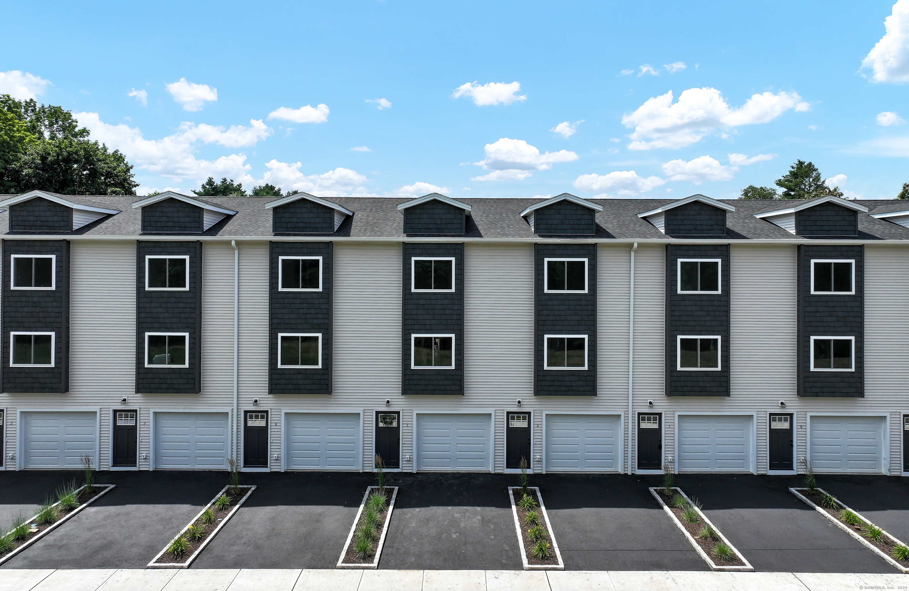 Property Photo: 33 Main Street 9 CT 06451