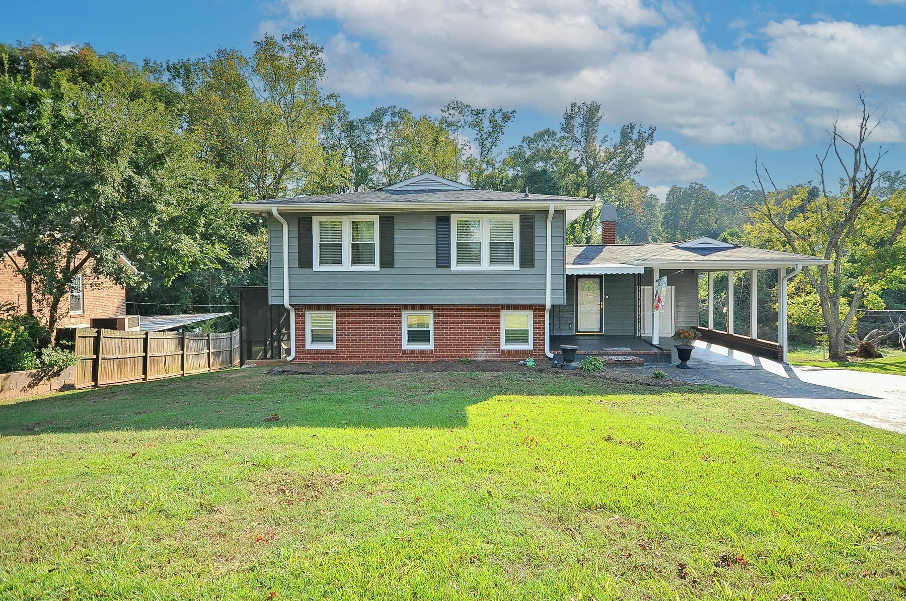 Property Photo:  306 Farmington Road  SC 29605 