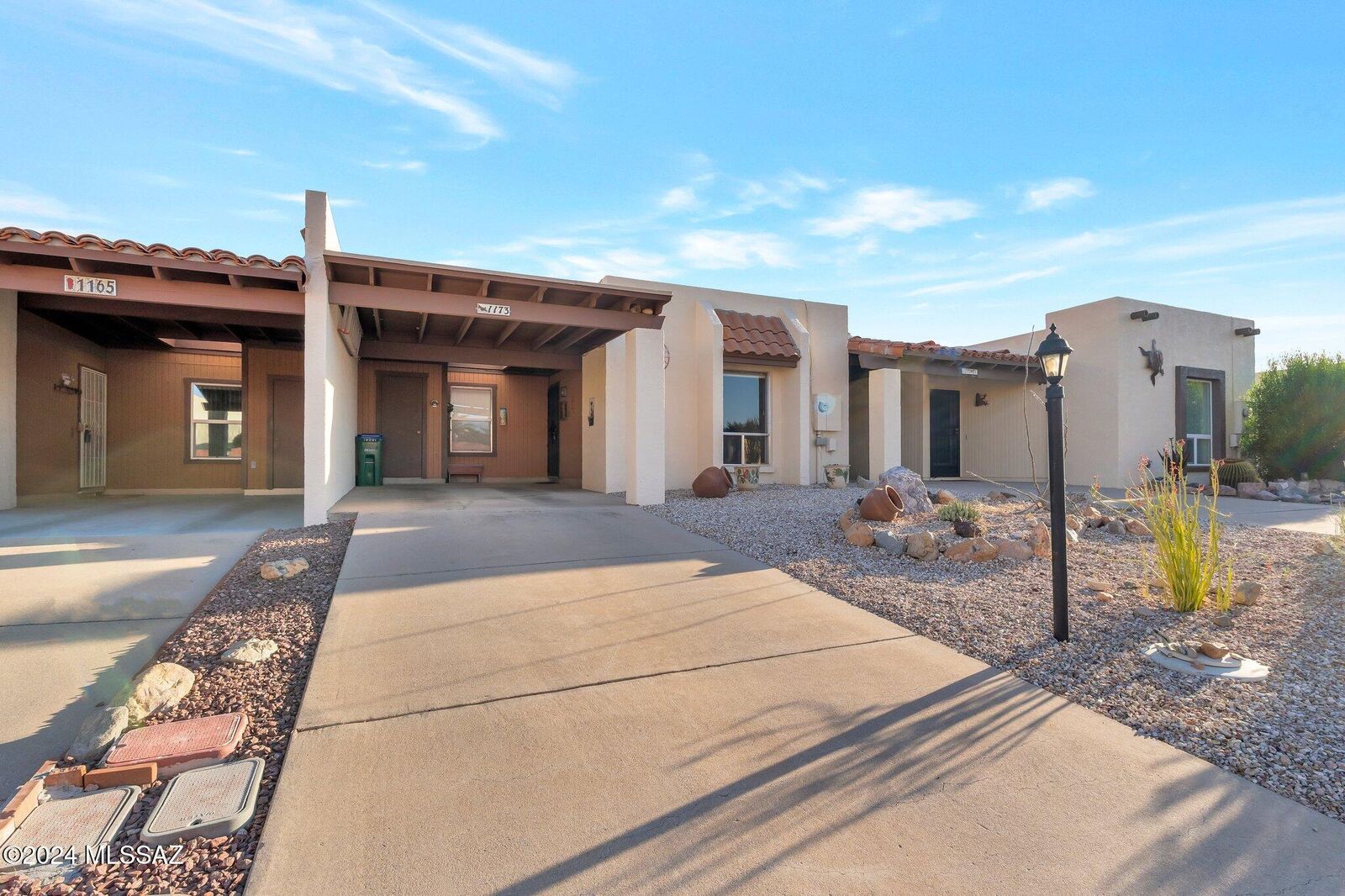 Property Photo: 1173 W Calle Trafalgar AZ 85622