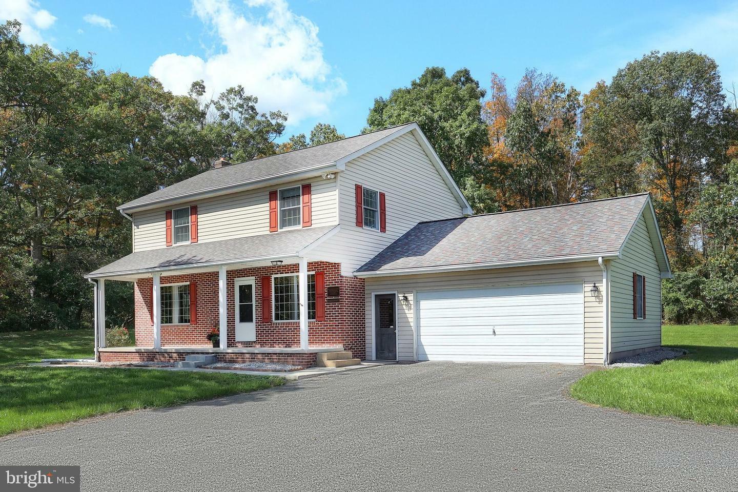 Property Photo:  6658 Davidsburg Road  PA 17316 