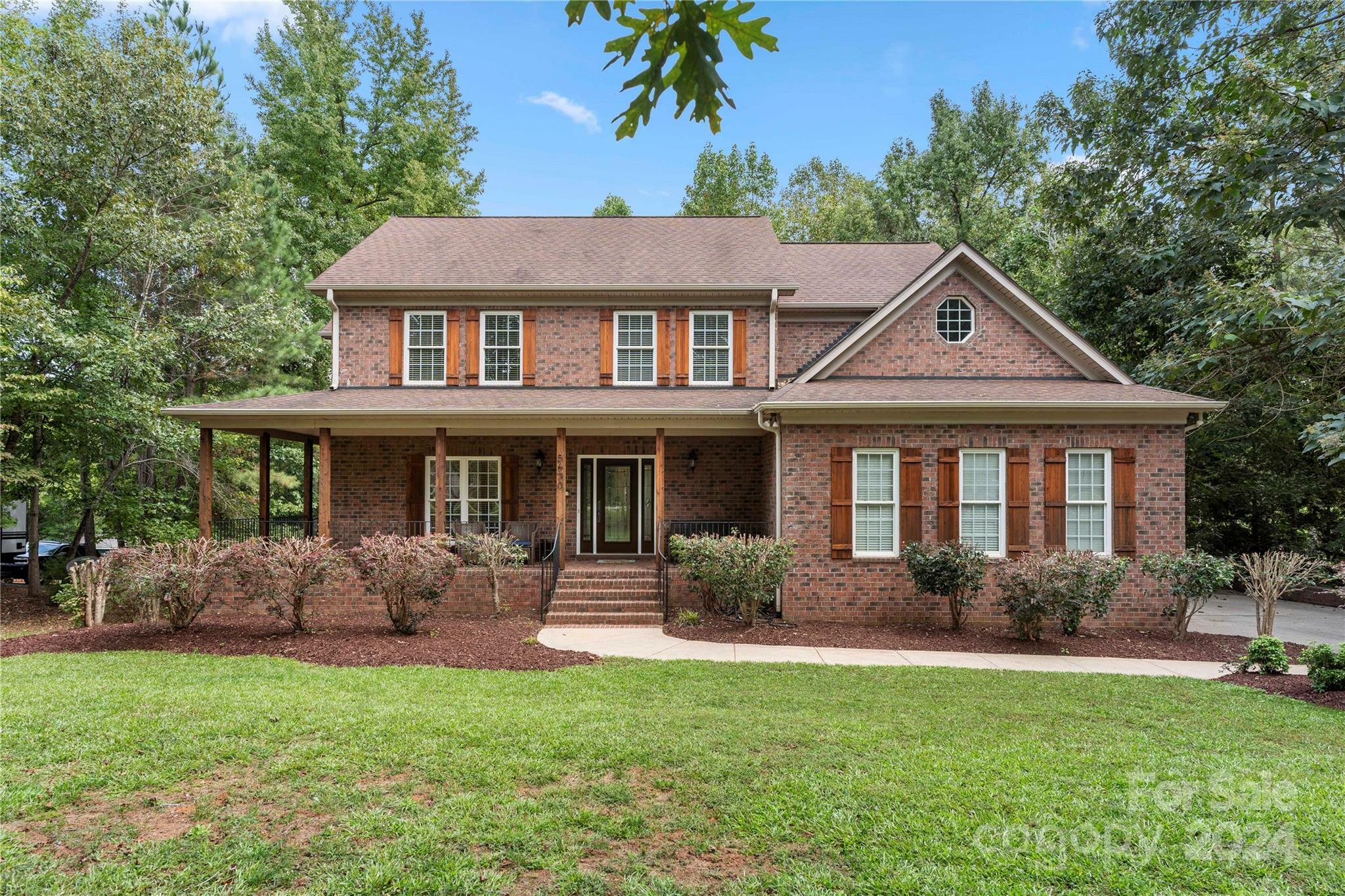 Property Photo:  5630 Lake Wylie Road  SC 29710 