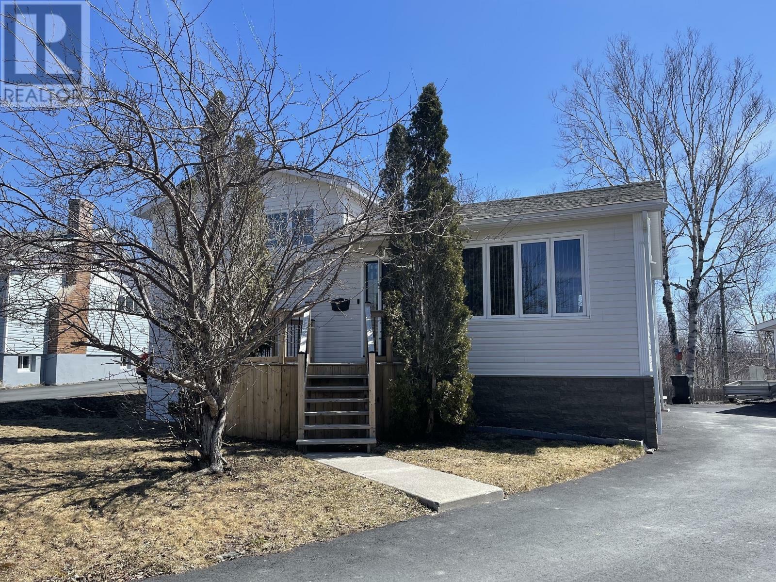 Property Photo:  17 Brown Crescent  NL A1V 2R5 