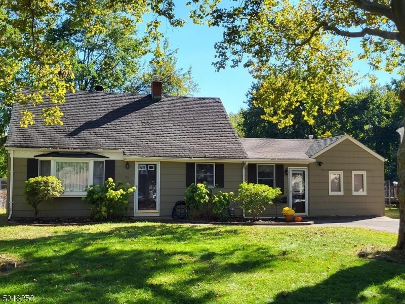 Property Photo: 80 Village Rd NJ 07444