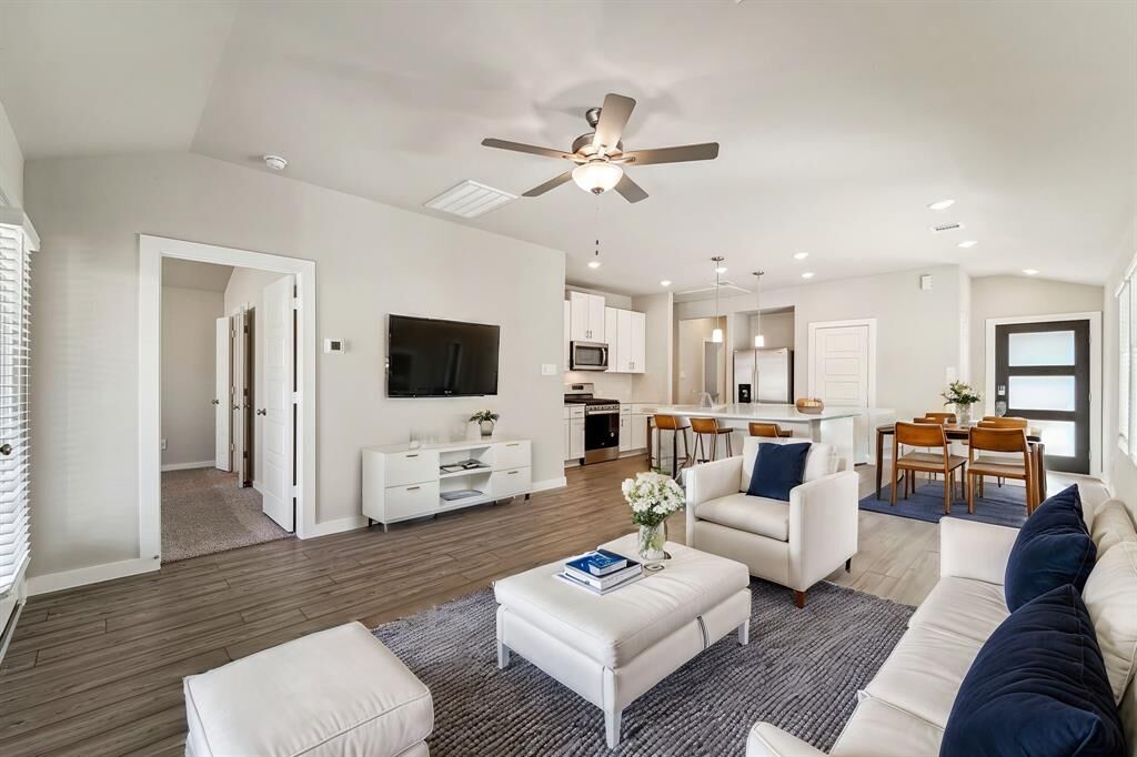 Property Photo: 234 Shore Pointe Court TX 77316