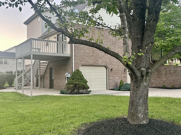 Property Photo:  175 Shadow Oak Drive  KY 42503 