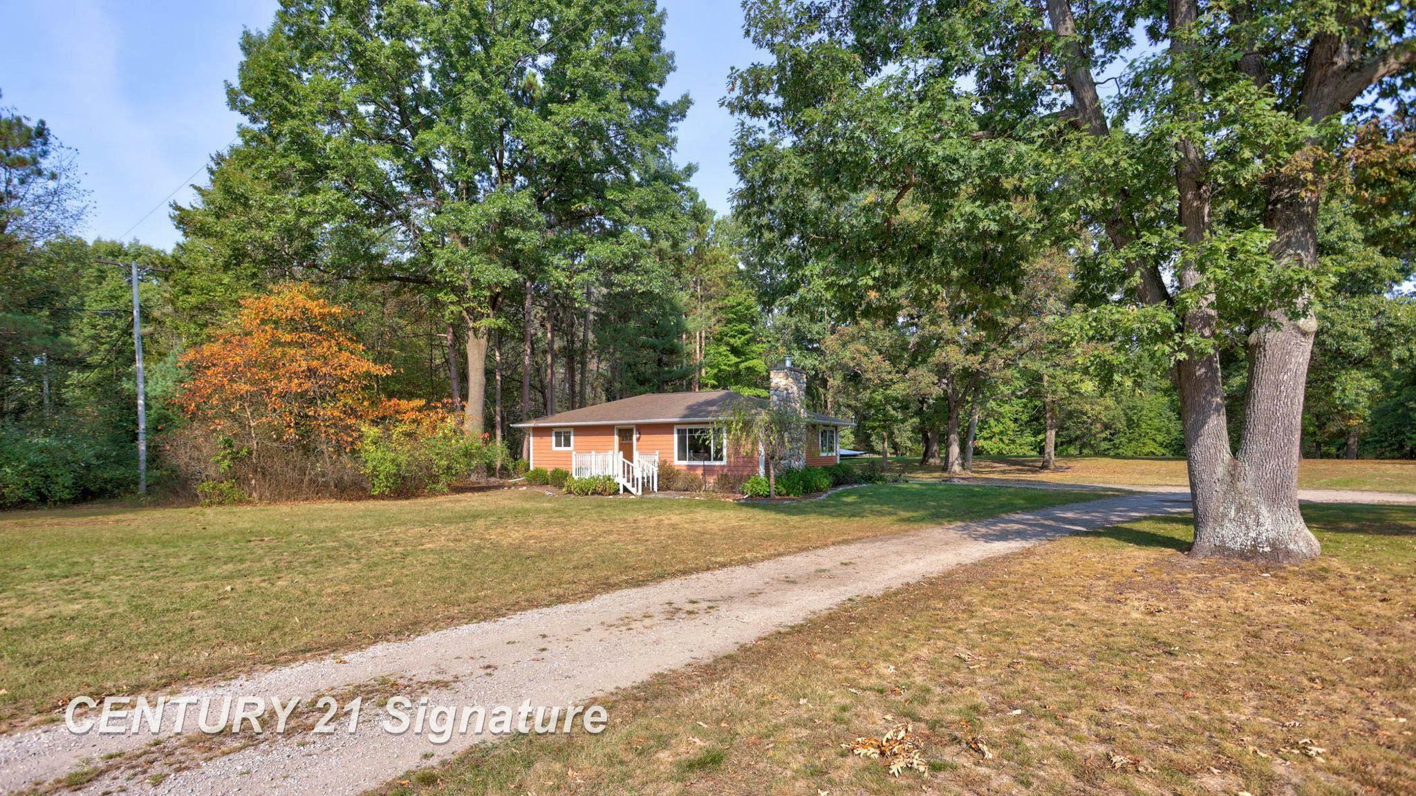 Property Photo:  11700 Wahl Road  MI 48655 