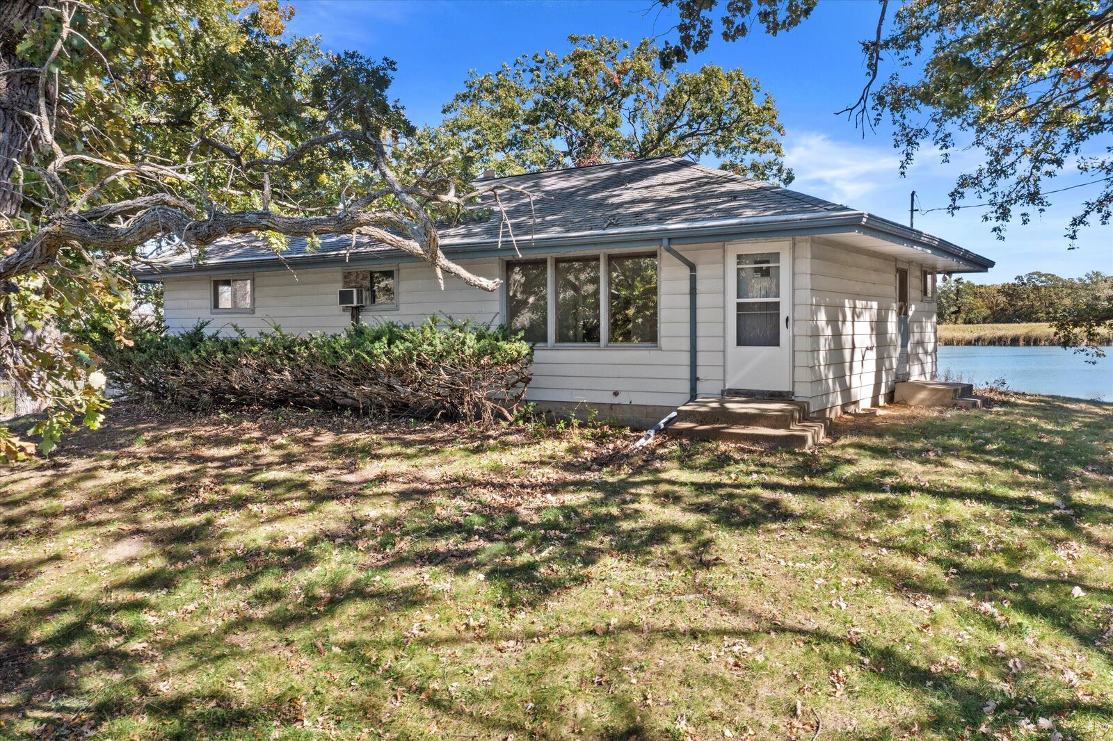Property Photo: 8666 S 116th St WI 53132