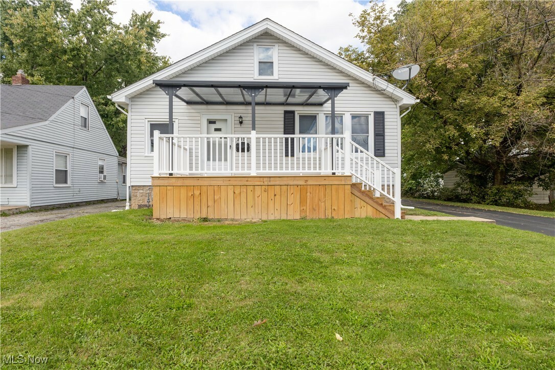 Property Photo:  2618 Austin Avenue  OH 44509 