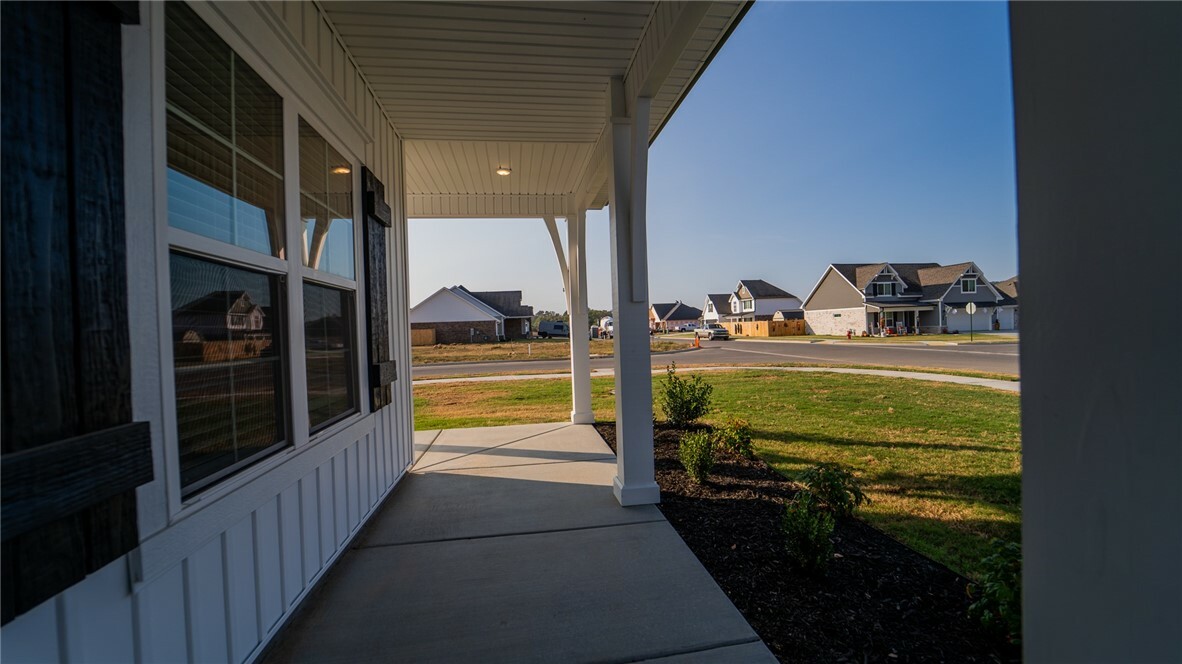 Property Photo:  631 S Baggett Street  AR 72753 