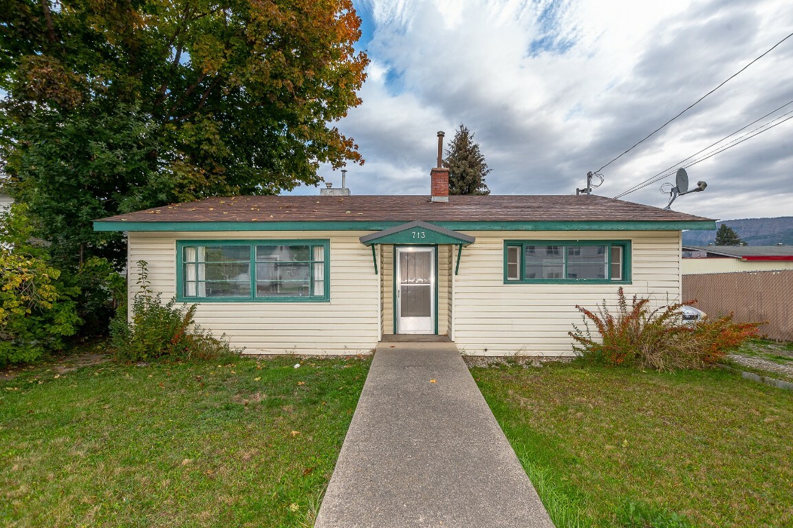 Property Photo:  713 Mill Avenue  BC V0E 1V0 