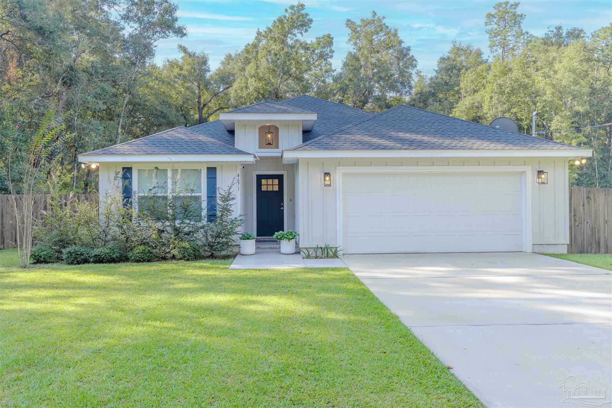 Property Photo:  4671 Murray Rd  FL 32571 