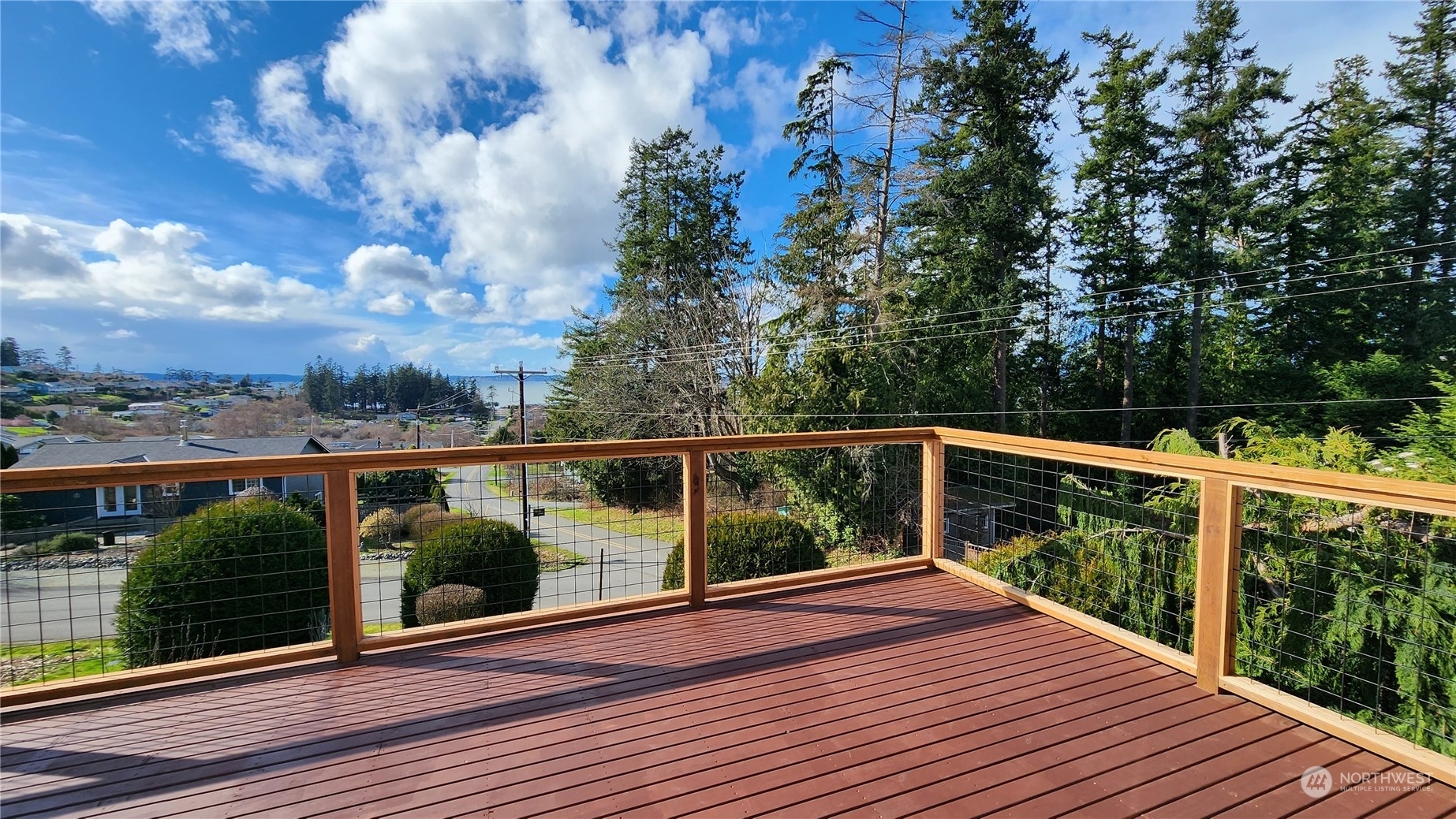 Property Photo:  705 Brokaw Road  WA 98282 