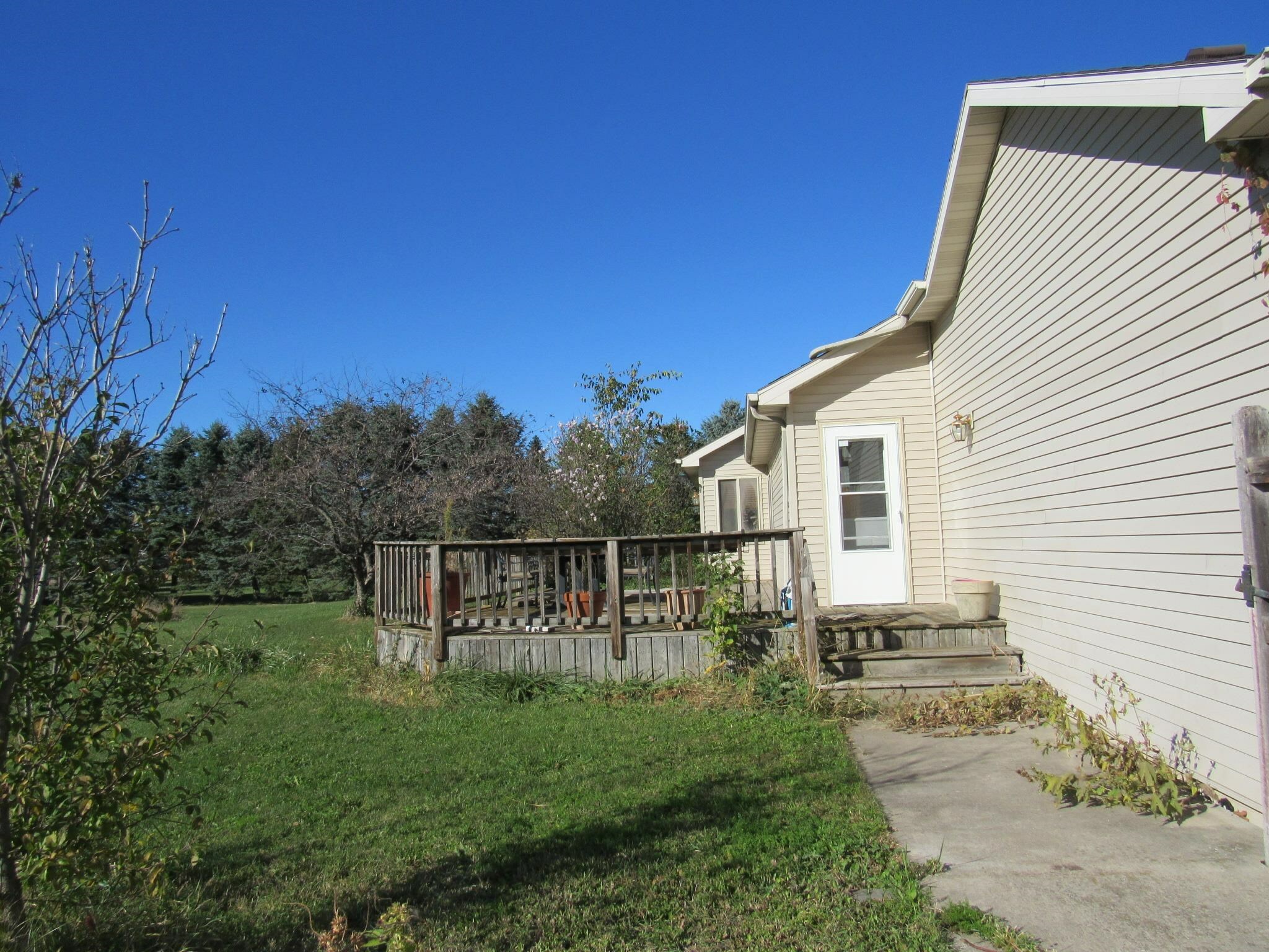 Property Photo:  8799 Oakwood Avenue  WI 54956-9393 