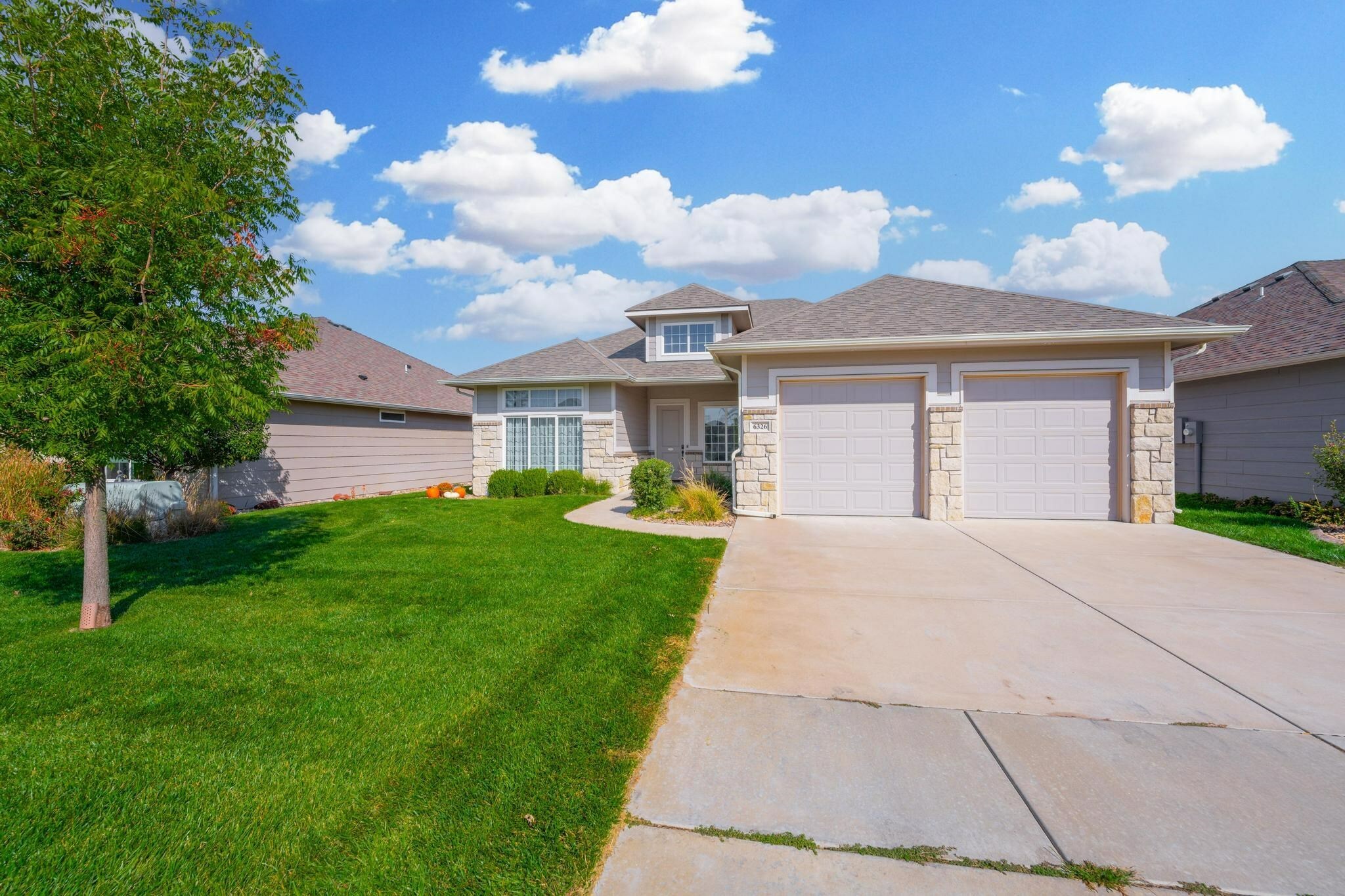 Property Photo:  6326 W Venice St  KS 67205 