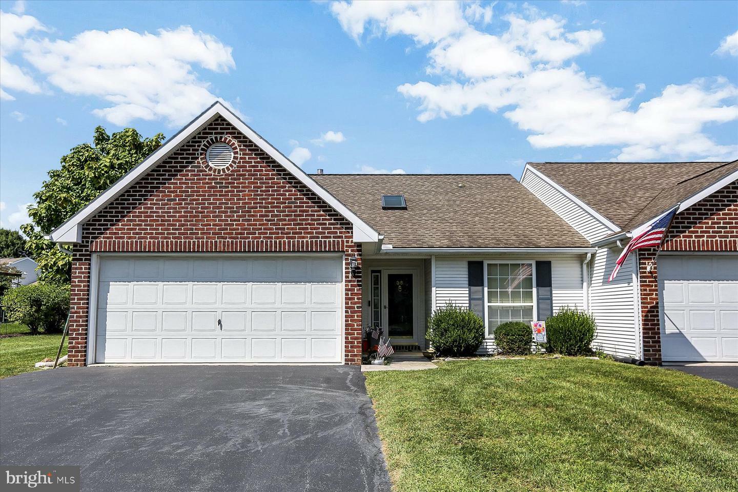 Property Photo:  36 Greenfield Drive  PA 17015 