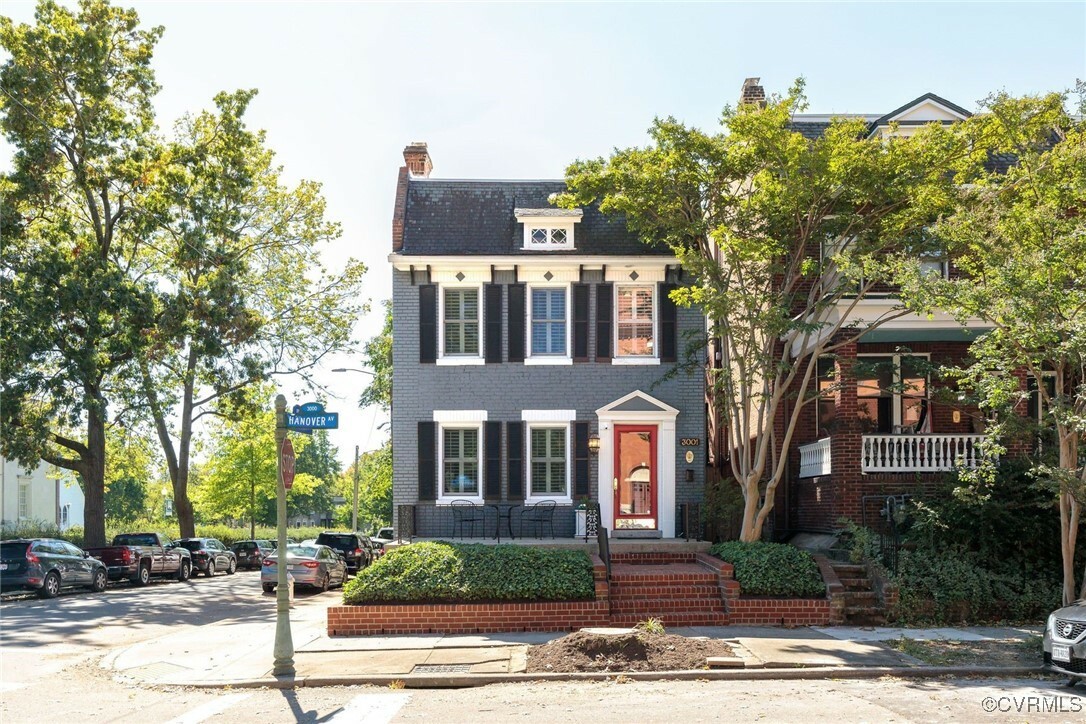 Property Photo:  3001 Hanover Avenue  VA 23221 