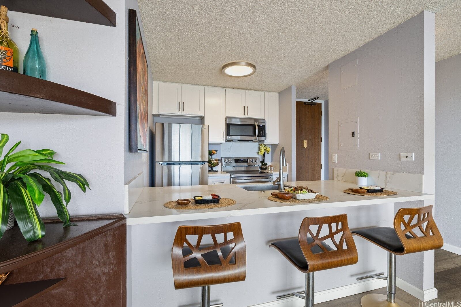 Property Photo:  98-500 Koauka Loop 18D  HI 96701 