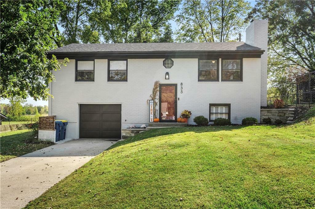 Property Photo:  835 Sherrill Avenue  MO 64068 