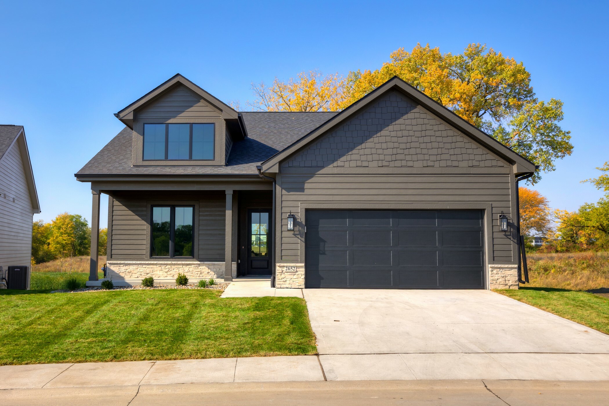 2652 SE Steele Drive  Waukee IA 50263 photo