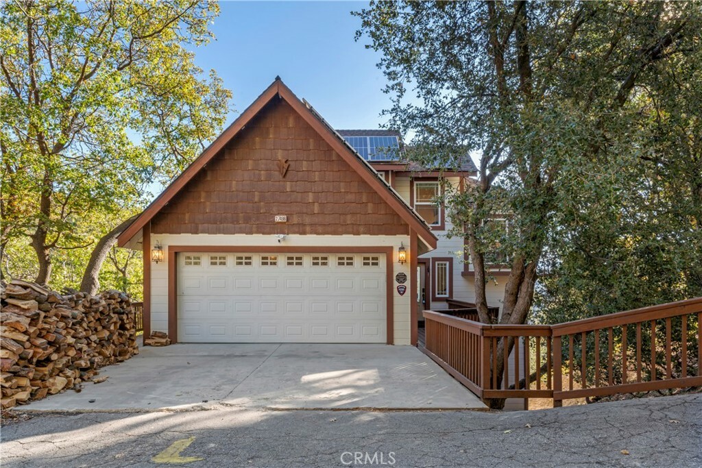 Property Photo:  27496 Alpen Drive  CA 92352 