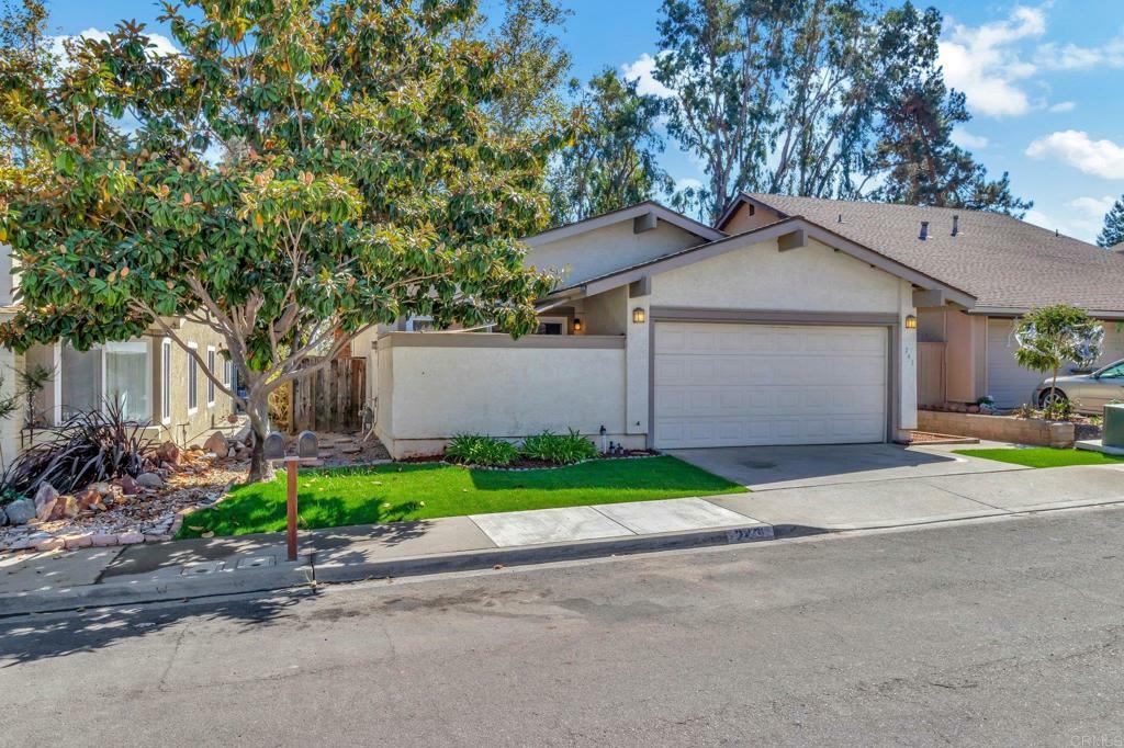 Property Photo:  243 Boleroridge Place  CA 92026 