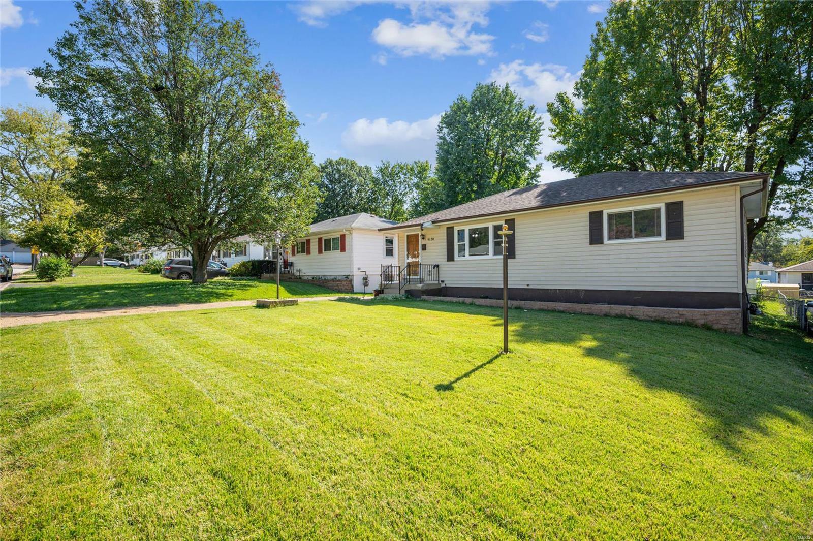 Property Photo:  9120 Arvin Place  MO 63123 